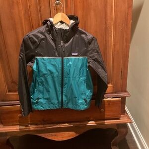 Patagonia Kids  3L Rain Jacket, Teal/ Black, Size  L(12)